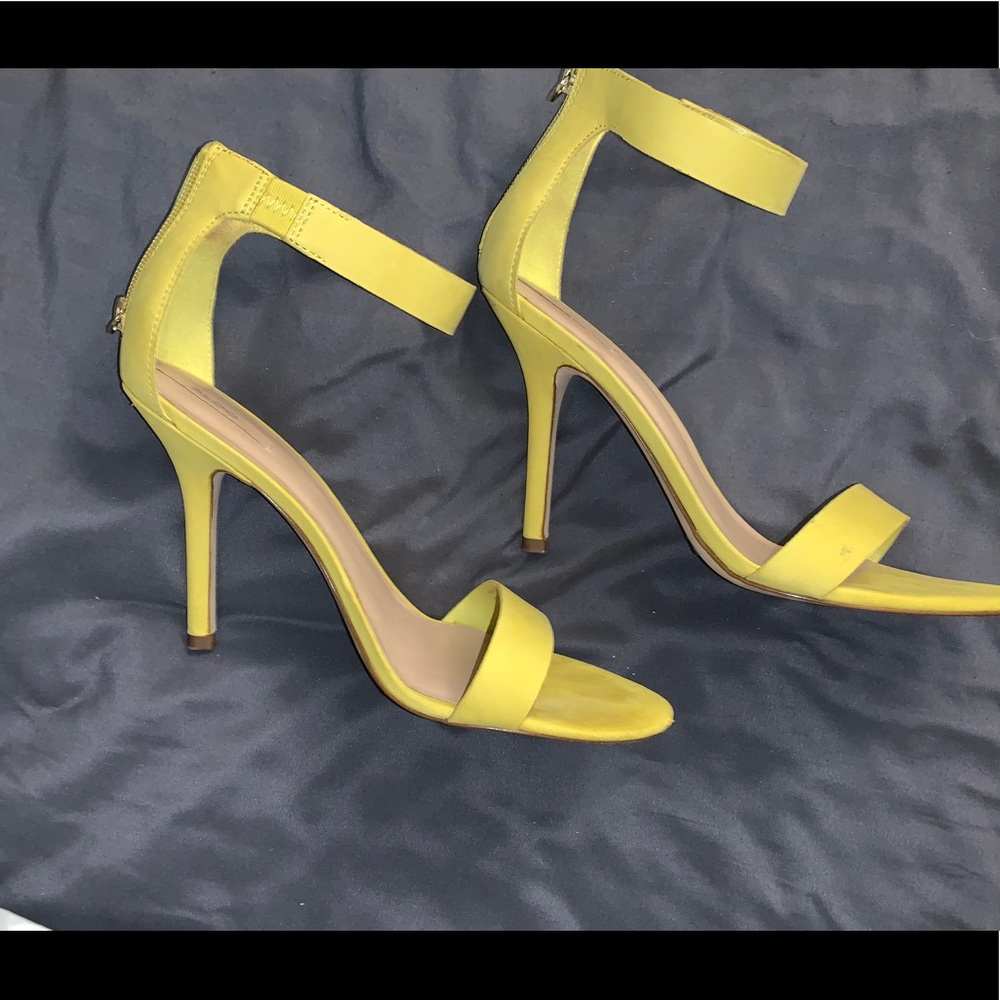 Aldo banana yellow heels